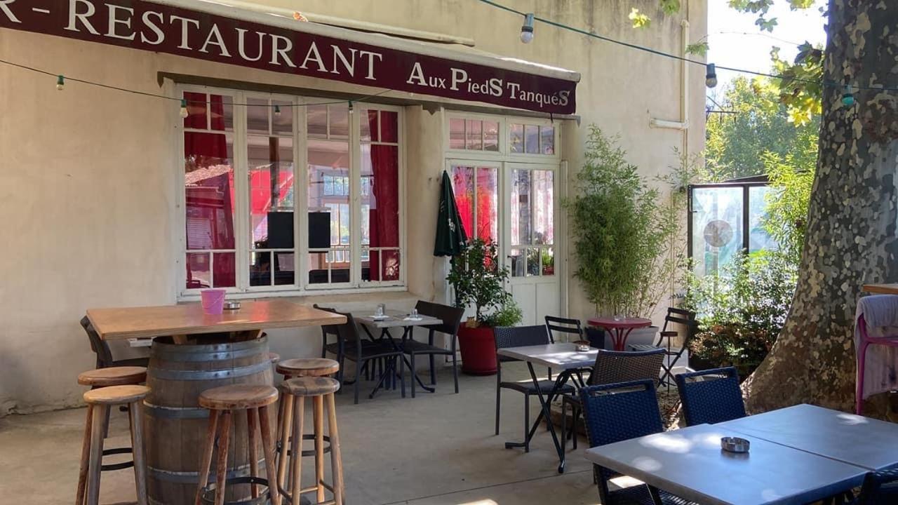 Aux Pieds Tanques Otel Barbentane Dış mekan fotoğraf